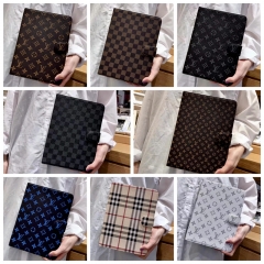 Louis Vuitton ipad min 1/2/3/4/5 cover Burberry Burberry ipad 2/3/4/5/6 case ipad Air 10.5 / pro 12.9 smartphone case clasp type card holder stand function
