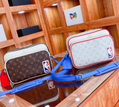 Louis Vuitton NBA collaboration diagonal bag fashionable bag fashion popular trend