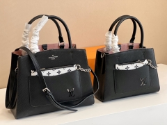 Louis Vuitton bag personality bag welcome Louis Vuitton bag fashion
